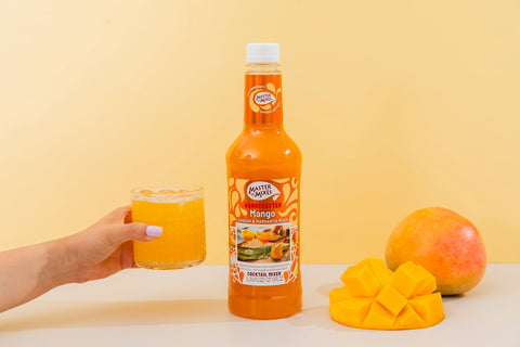 7 Easy Cocktail Recipes You Can Make in 30 Seconds