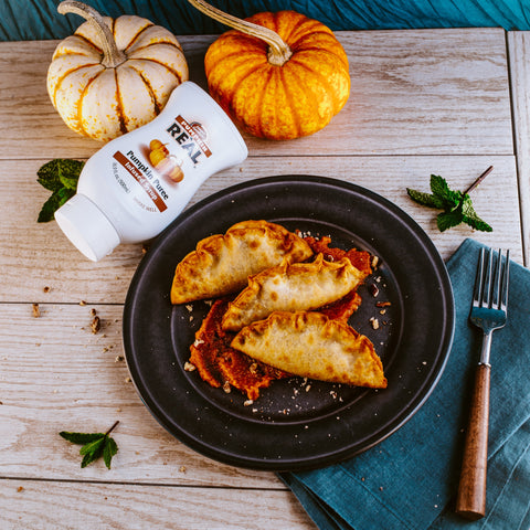 Pumpkin baked goods made using Reál pumpkin puree syrup, Reál syrups are vegan and gluten-free, they are the perfect ingredient for coffees, baking and milkshakes. 