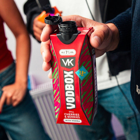 VK Vodbox Cherries & Berries