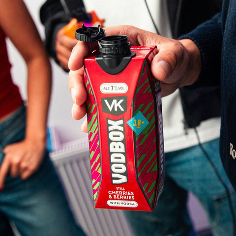 VK Vodbox Cherries & Berries